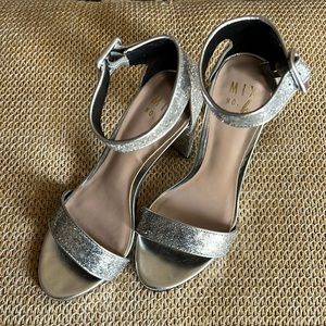 Mix No. 6 Women's Silver Sandals Size 5.5
